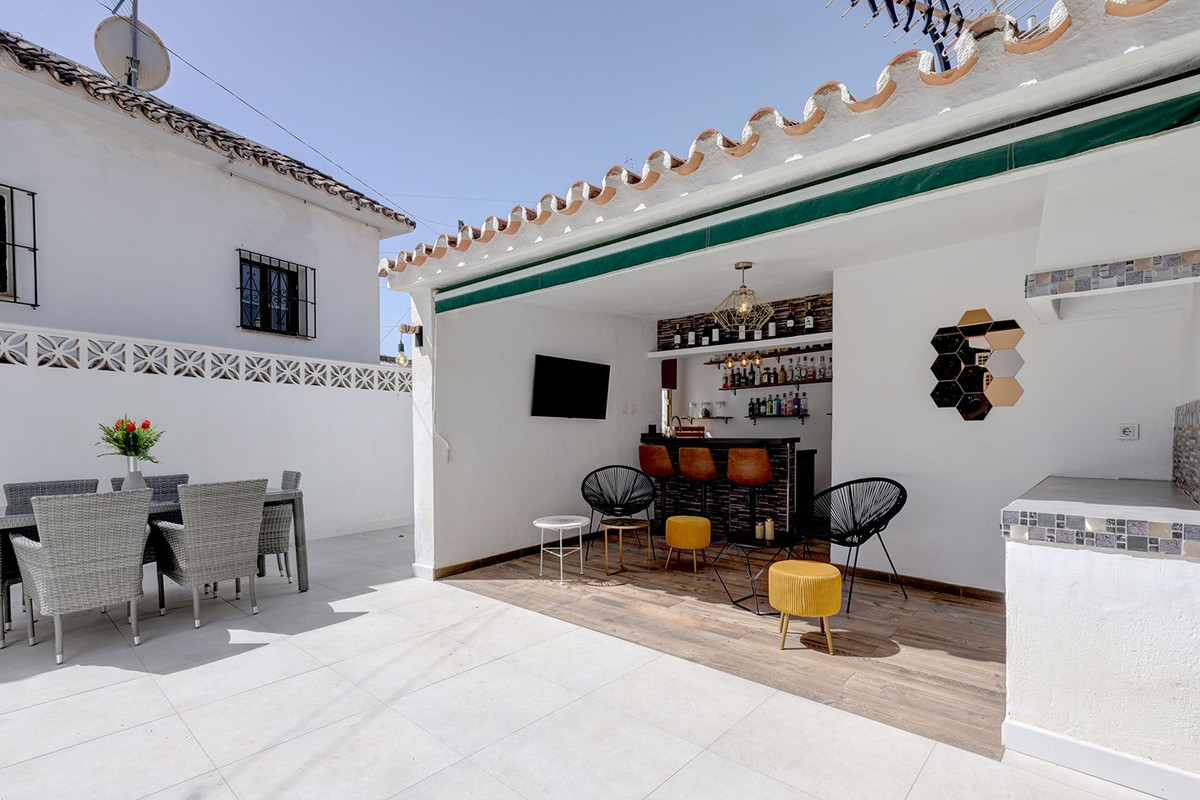 6 Bed, 5 Bath, HouseFor Sale, Marbella, Malaga