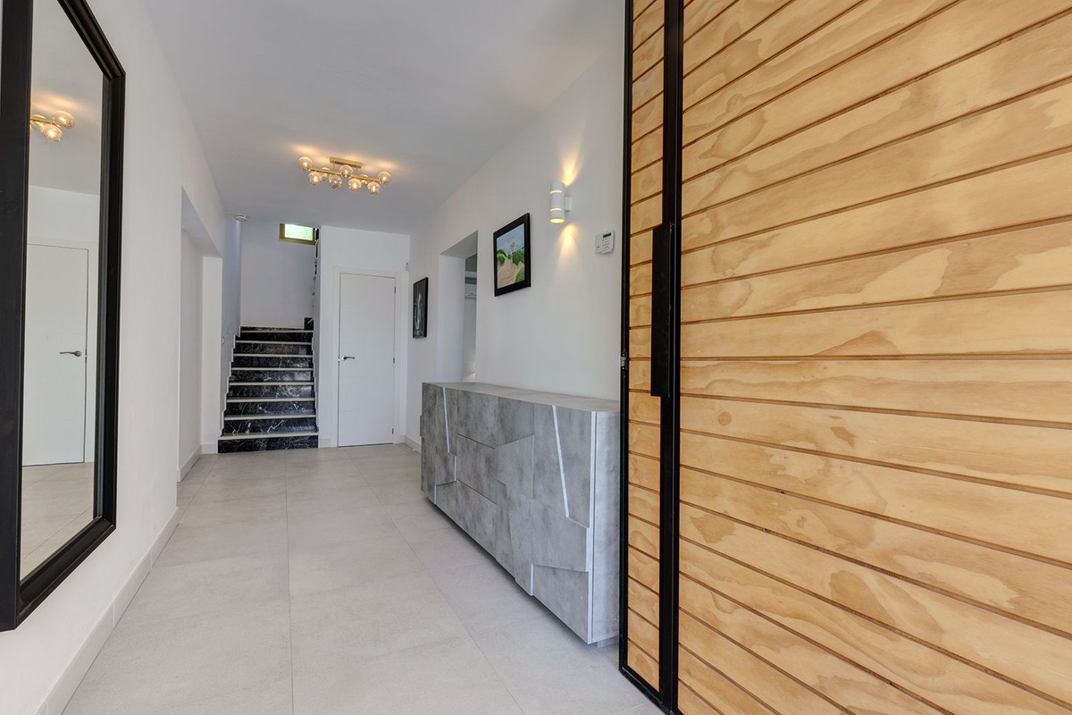 6 Bed, 5 Bath, HouseFor Sale, Marbella, Malaga