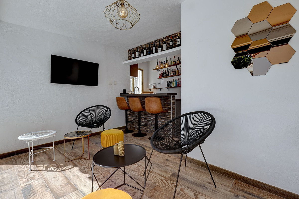 6 Bed, 5 Bath, HouseFor Sale, Marbella, Malaga