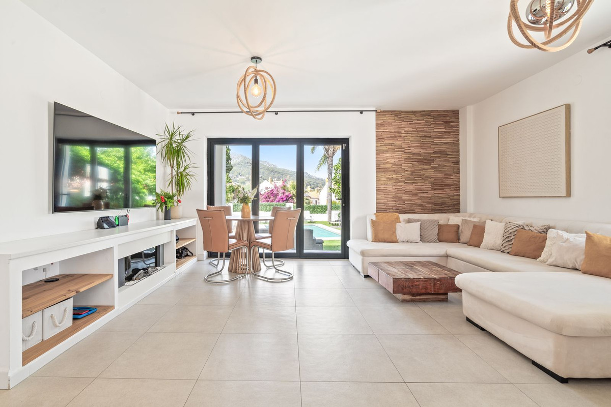 6 Bed, 5 Bath, HouseFor Sale, Marbella, Malaga