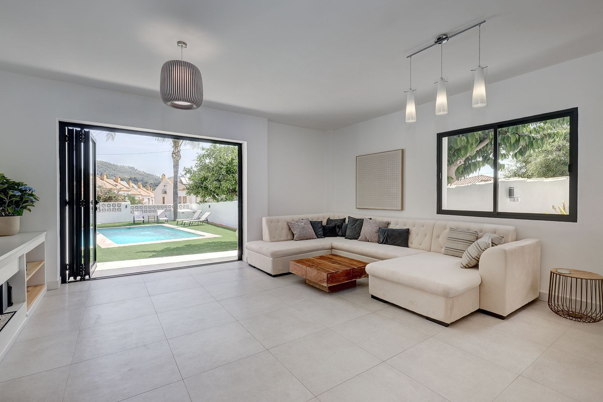 6 Bed, 5 Bath, HouseFor Sale, Marbella, Malaga