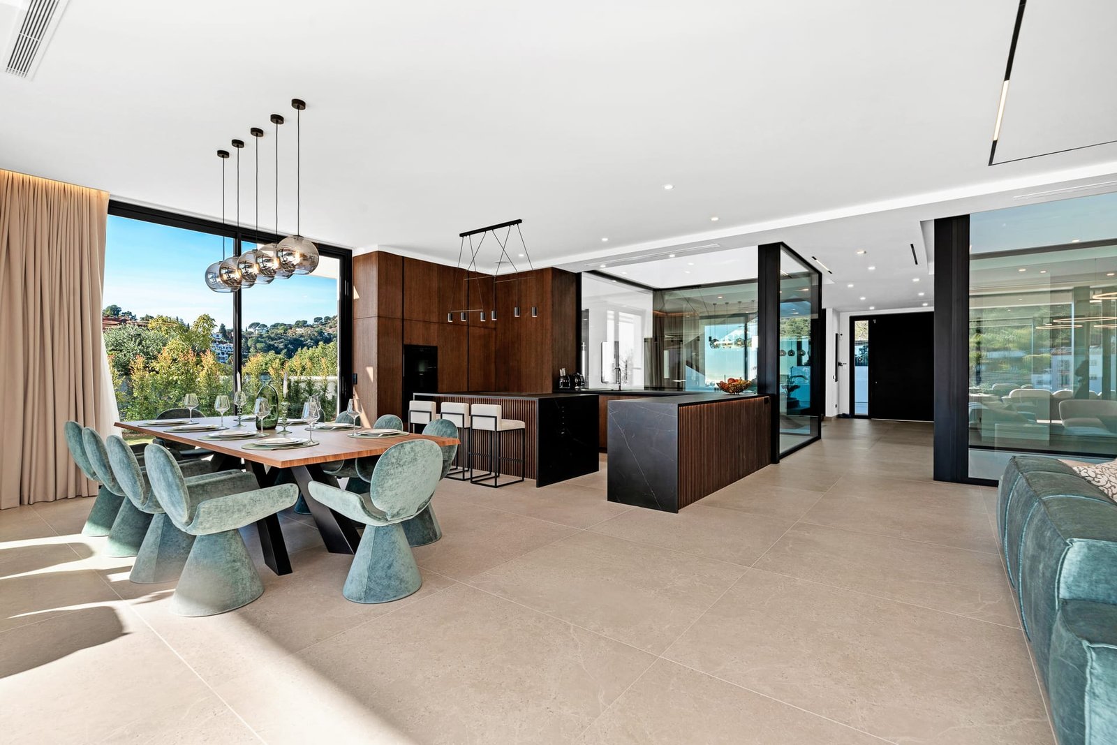 6 Bed, 7 Bath, HouseFor Sale, Benahavis, Malaga