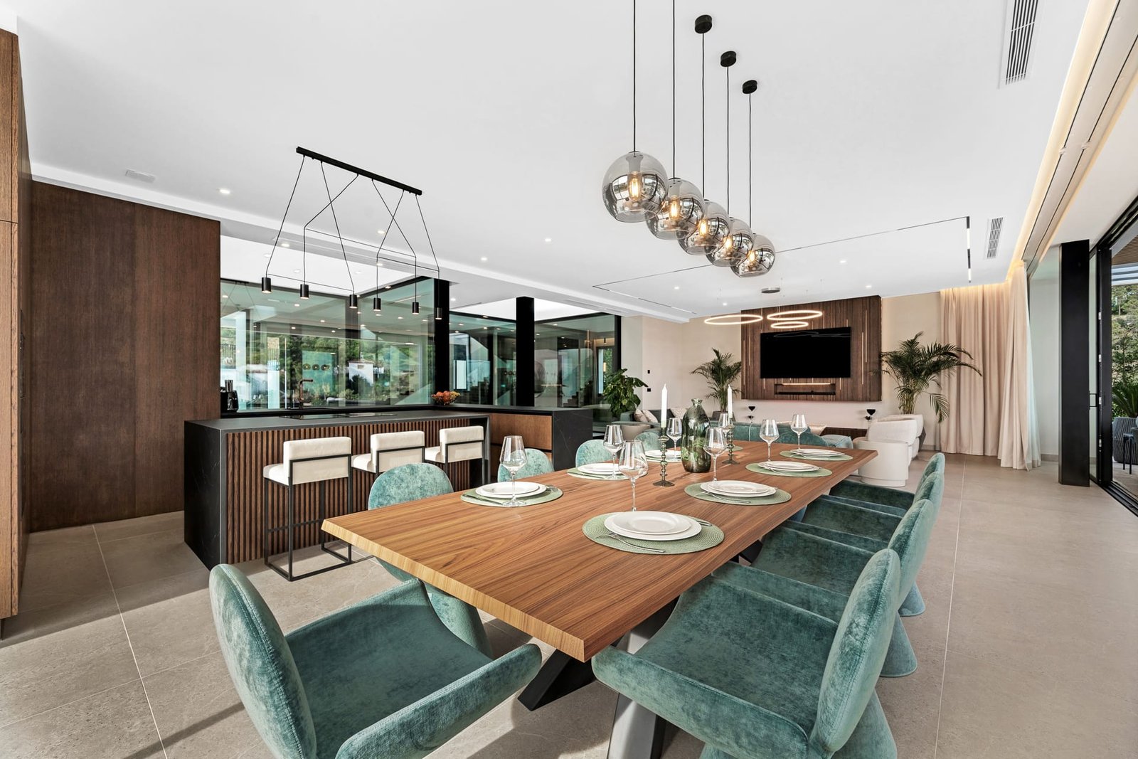 6 Bed, 7 Bath, HouseFor Sale, Benahavis, Malaga