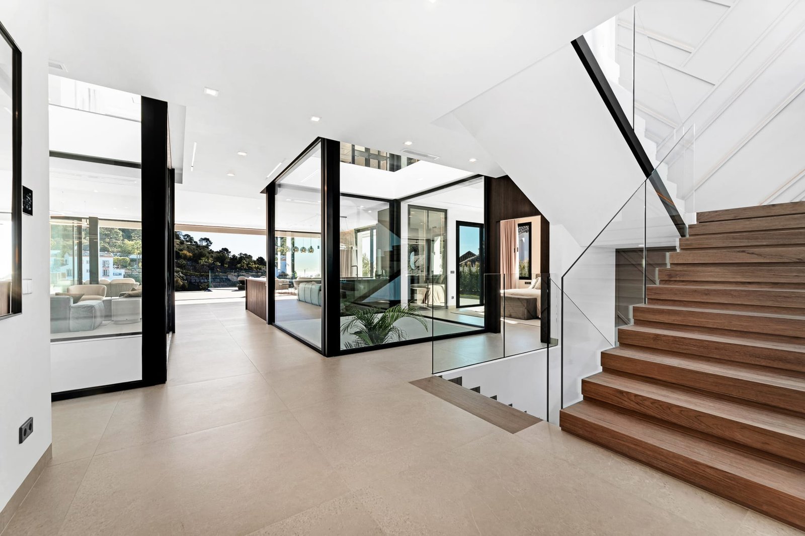 6 Bed, 7 Bath, HouseFor Sale, Benahavis, Malaga