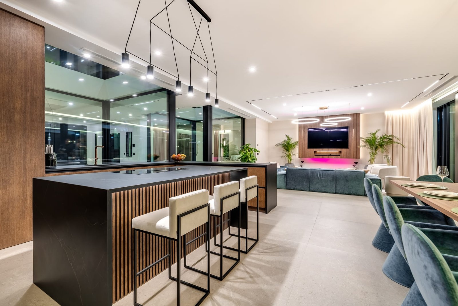 6 Bed, 7 Bath, HouseFor Sale, Benahavis, Malaga