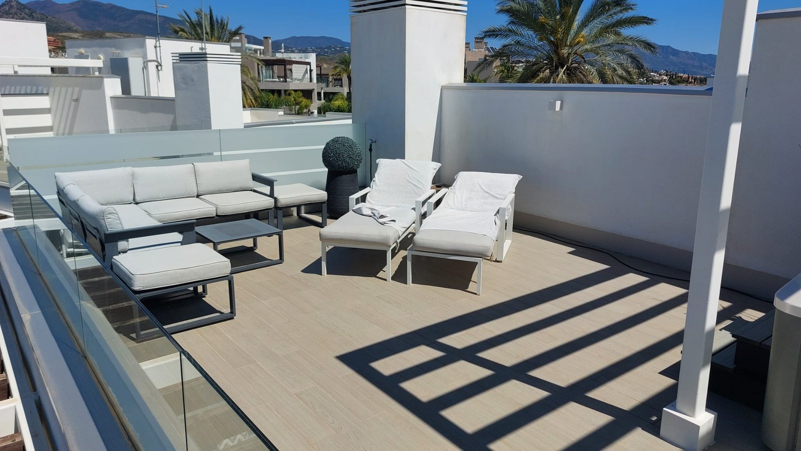2 Bed, 2 Bath, ApartmentFor Sale, Estepona, Malaga