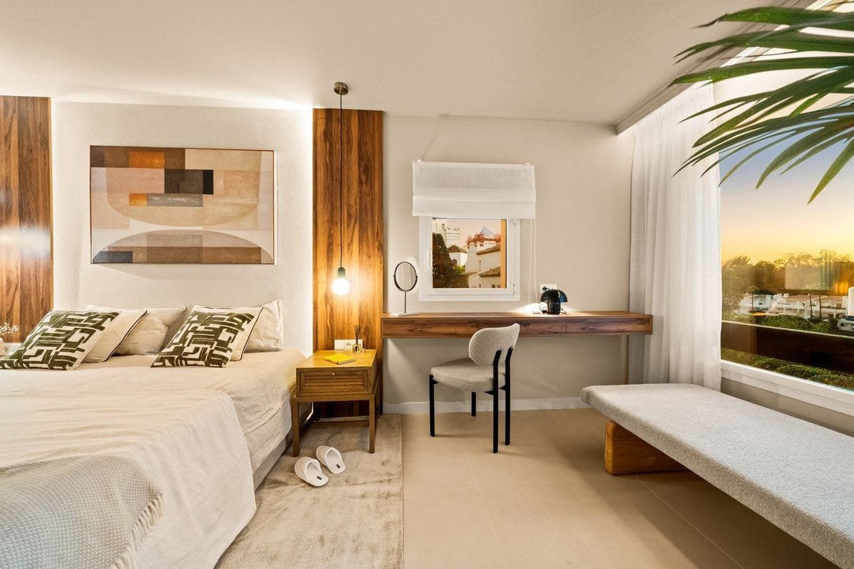 3 Bed, 4 Bath, ApartmentFor Sale, Benahavis, Malaga