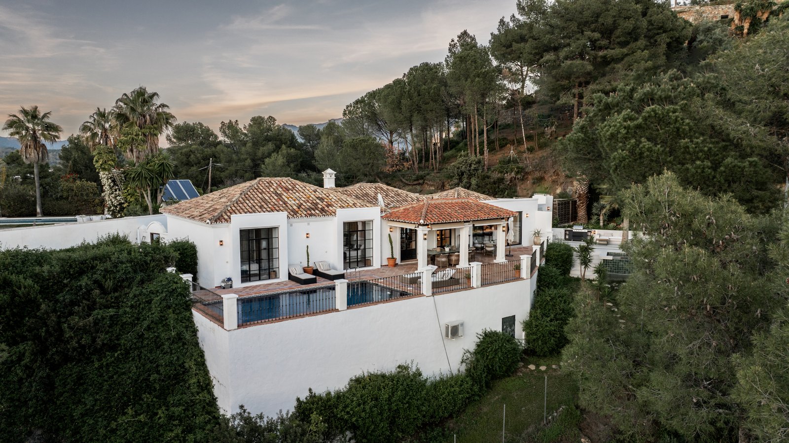 4 Bed, 4 Bath, HouseFor Sale, Benahavis, Malaga