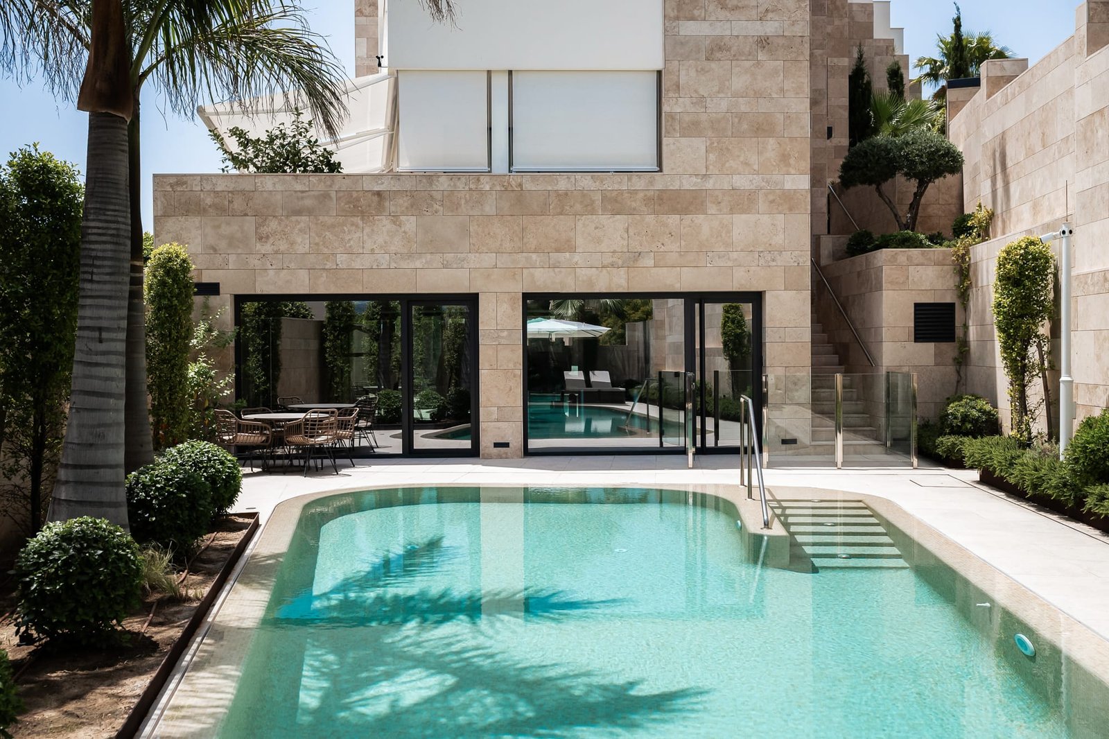 3 Bed, 3 Bath, ApartmentFor Sale, Benahavis, Malaga