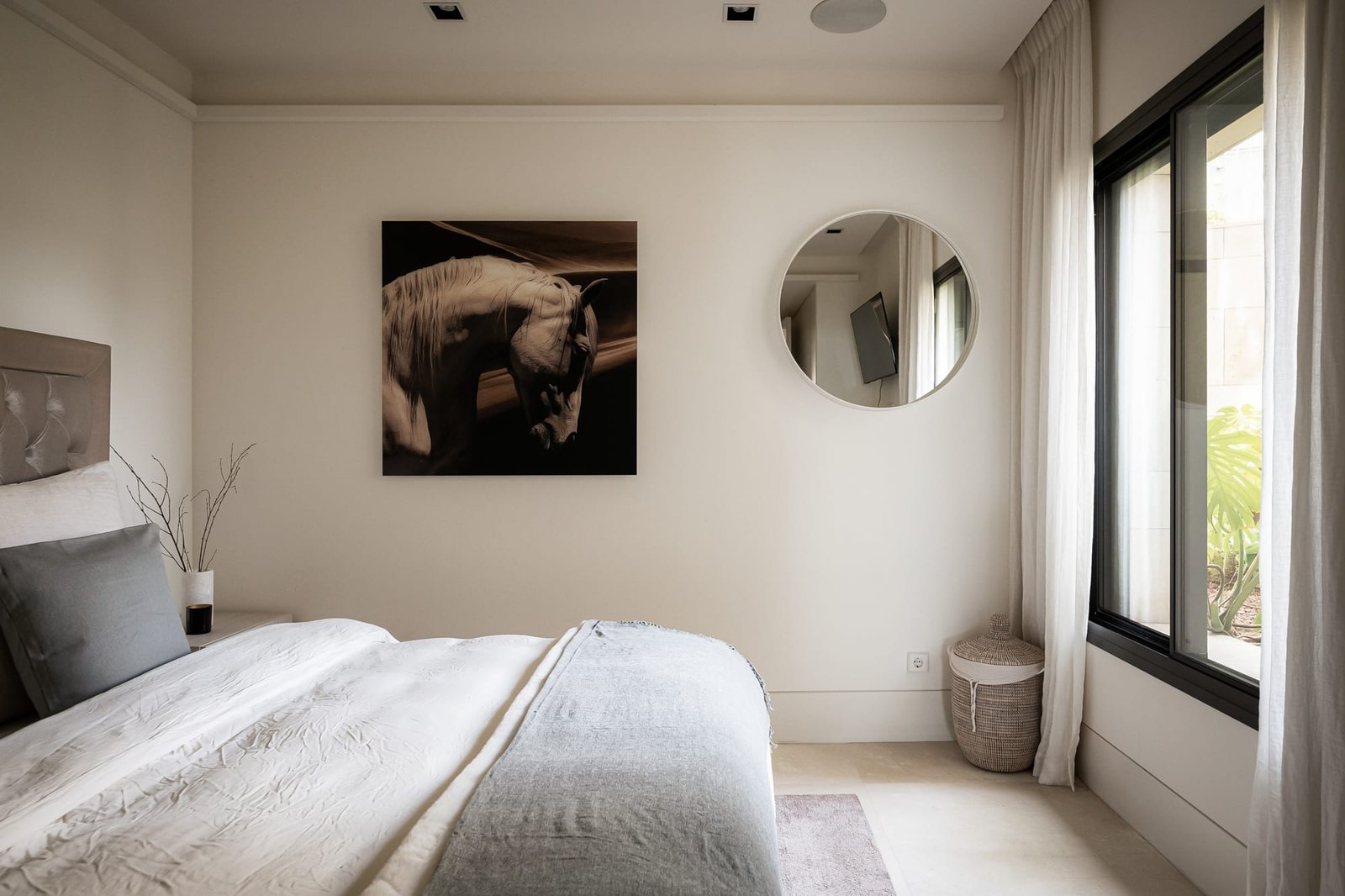 3 Bed, 3 Bath, ApartmentFor Sale, Benahavis, Malaga