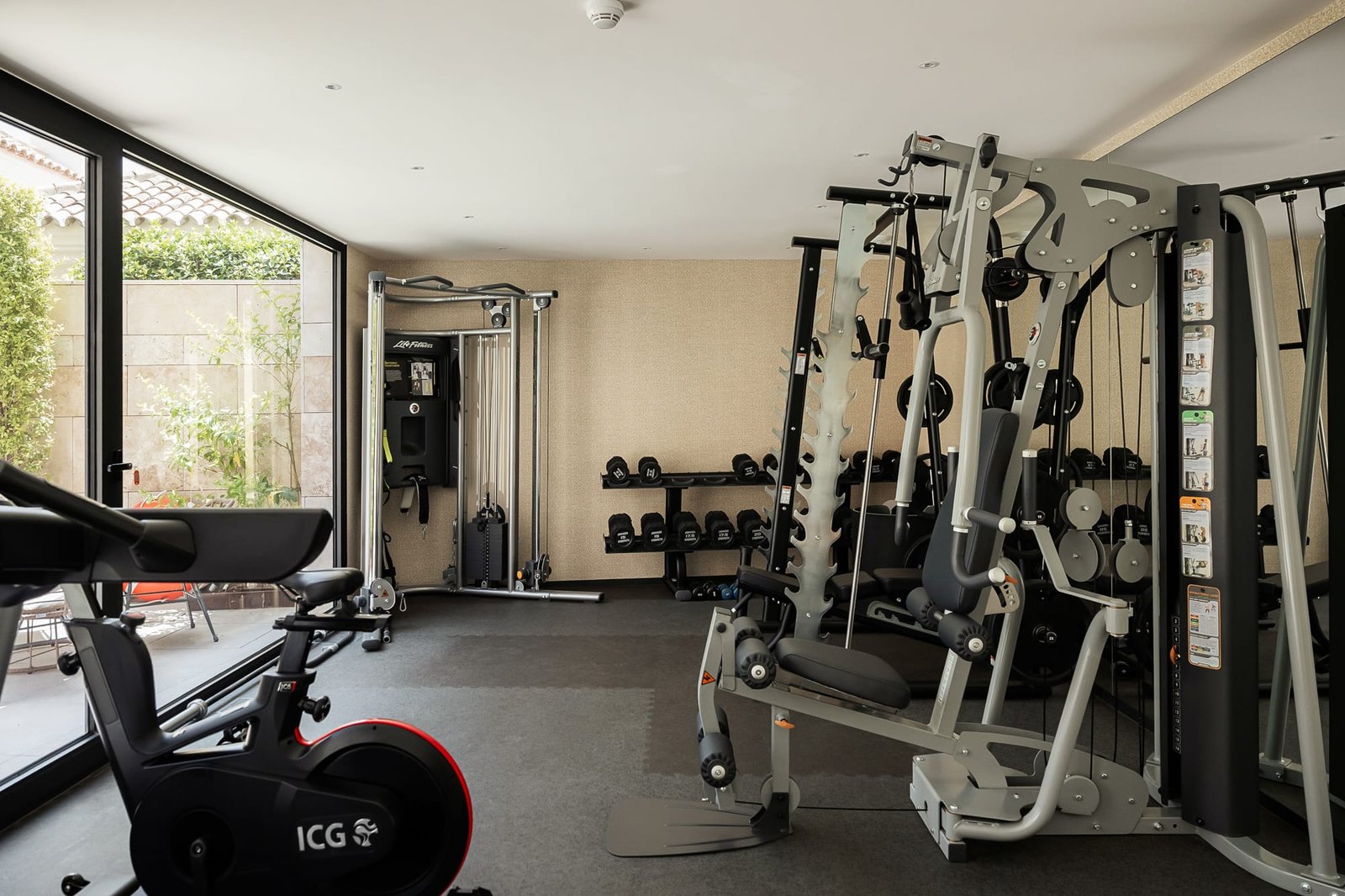 3 Bed, 3 Bath, ApartmentFor Sale, Benahavis, Malaga