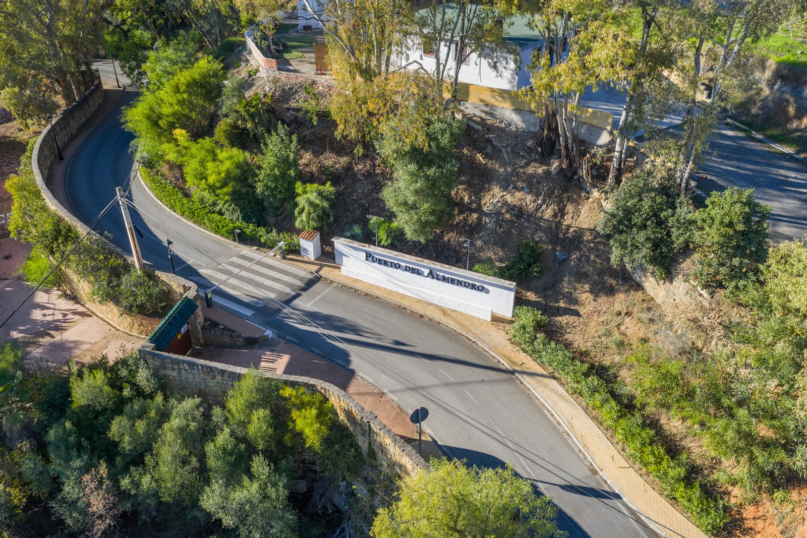 3 Bed, 2 Bath, ApartmentFor Sale, Benahavis, Malaga