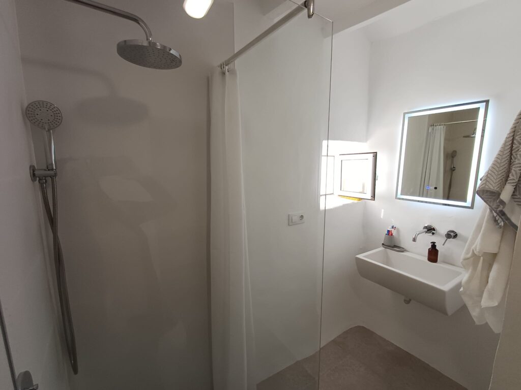 4 Bed, 2 Bath, HouseFor Sale, Oliva, Valencia, 46780