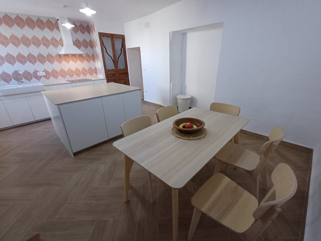 4 Bed, 2 Bath, HouseFor Sale, Oliva, Valencia, 46780