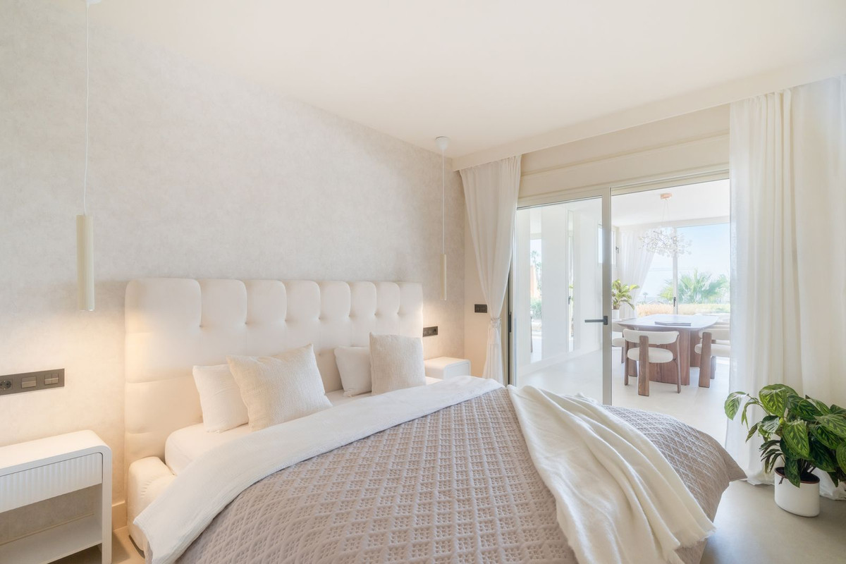 3 Bed, 3 Bath, ApartmentFor Sale, Nueva Andalucia, Malaga