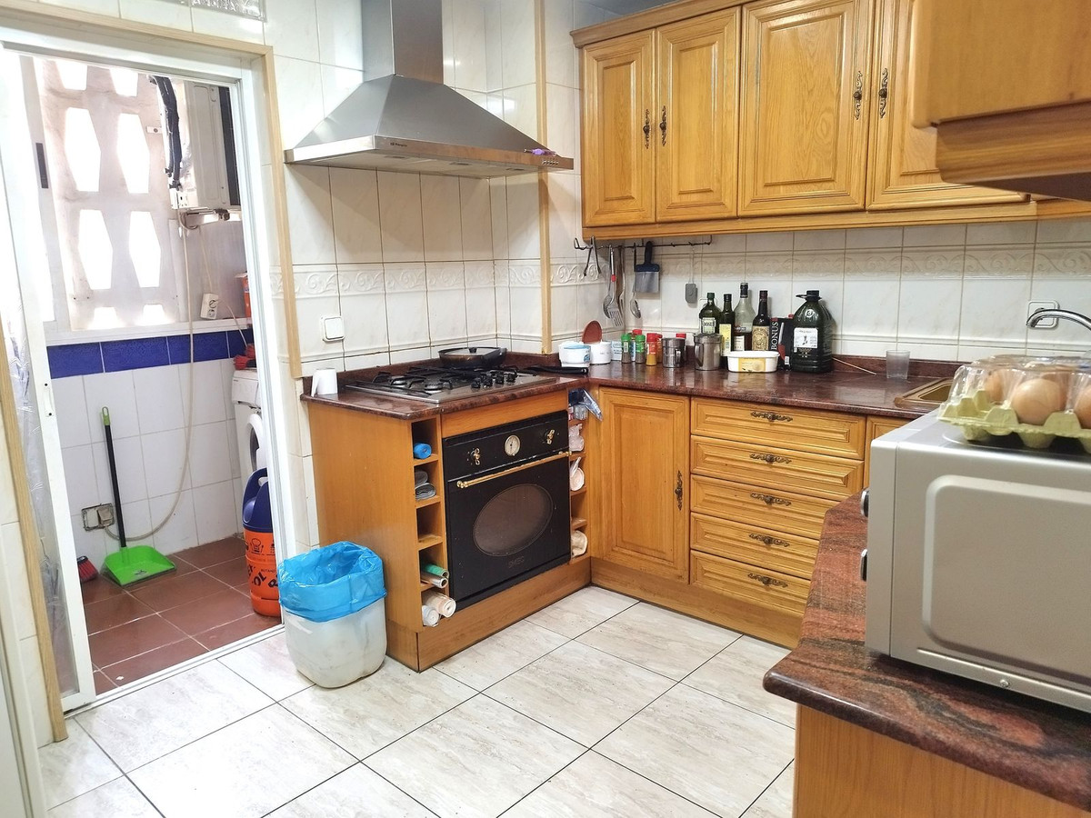 3 Bed, 2 Bath, ApartmentFor Sale, Palma de Mallorca, Islas Baleares