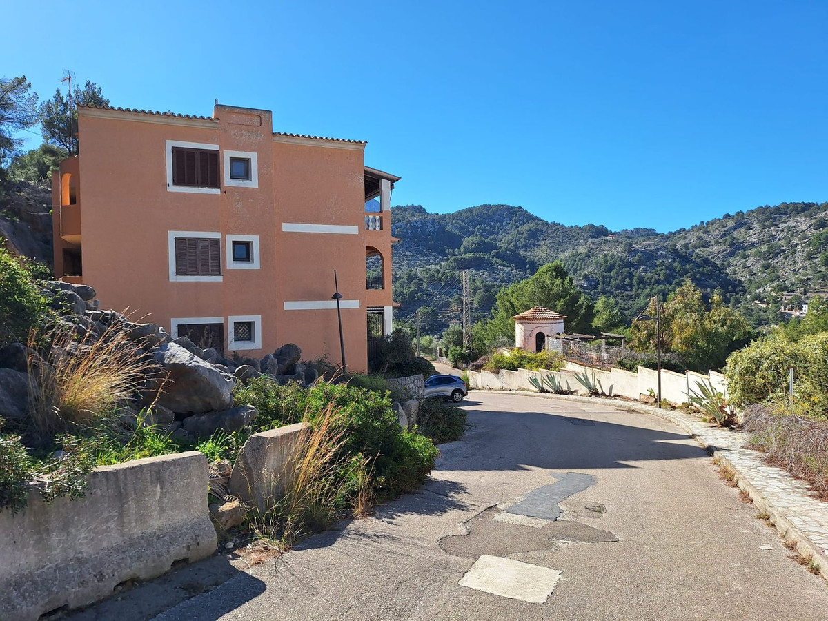 2 Bed, 2 Bath, ApartmentFor Sale, Port De Soller, Islas Baleares