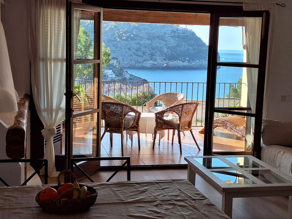 2 Bed, 2 Bath, ApartmentFor Sale, Port De Soller, Islas Baleares