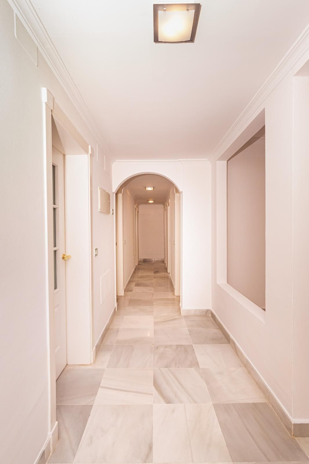 4 Bed, 3 Bath, ApartmentFor Sale, Hacienda del Sol, Malaga