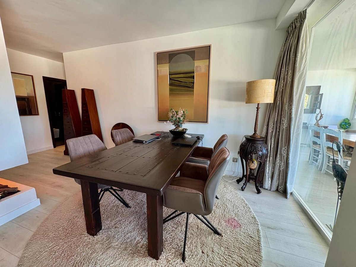 2 Bed, 2 Bath, ApartmentFor Sale, La Quinta, Malaga