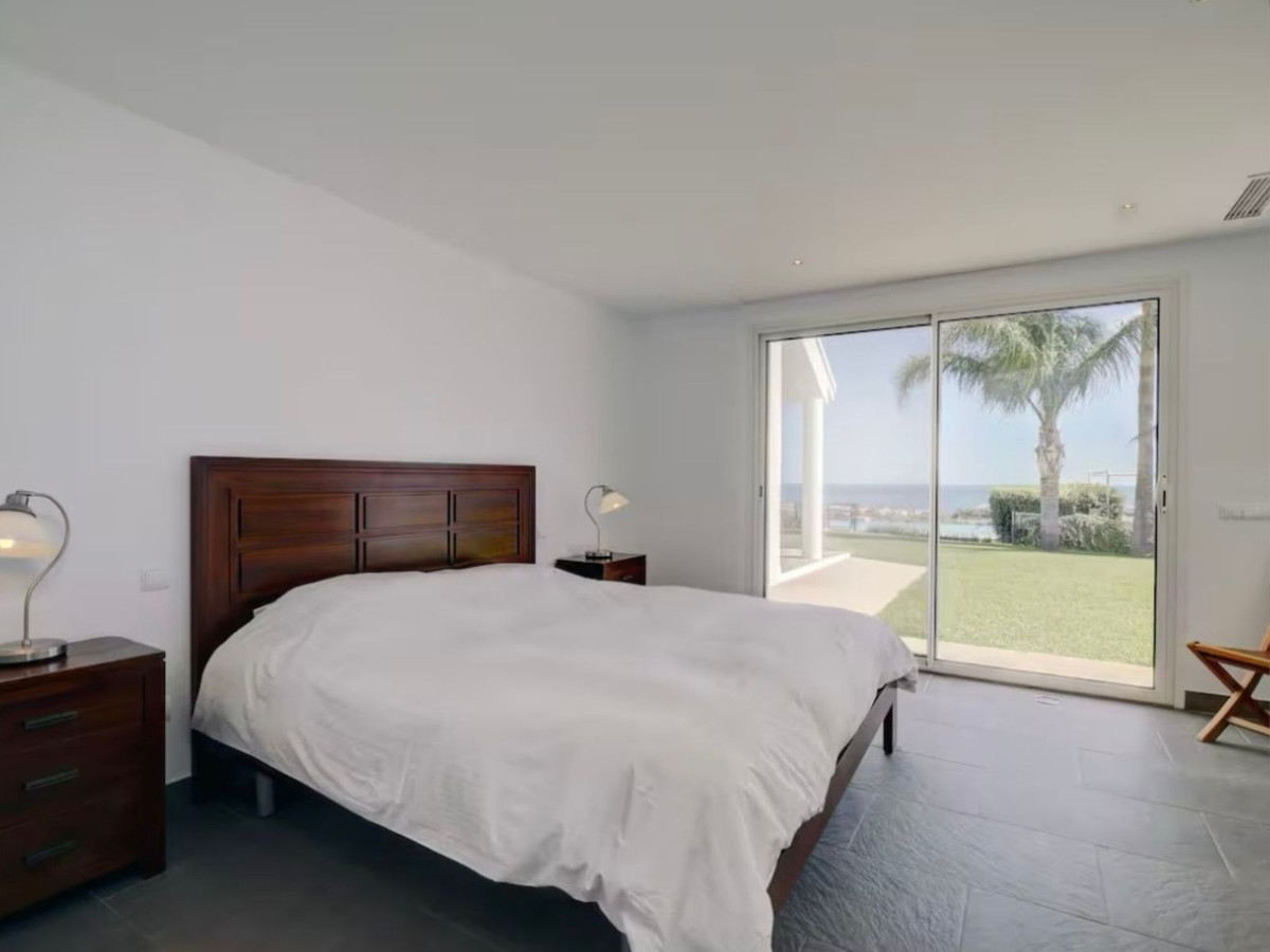 6 Bed, 5 Bath, HouseFor Sale, Manilva, Malaga