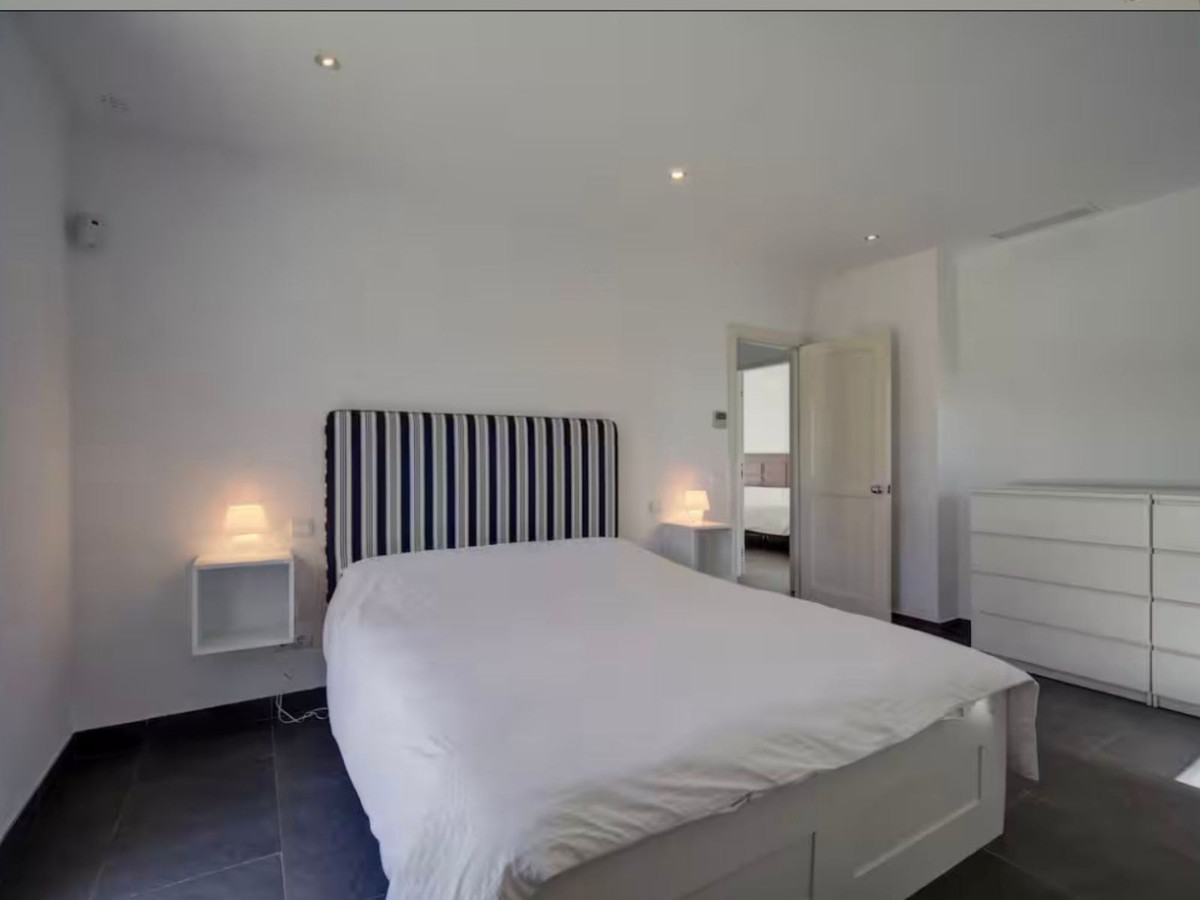 6 Bed, 5 Bath, HouseFor Sale, Manilva, Malaga