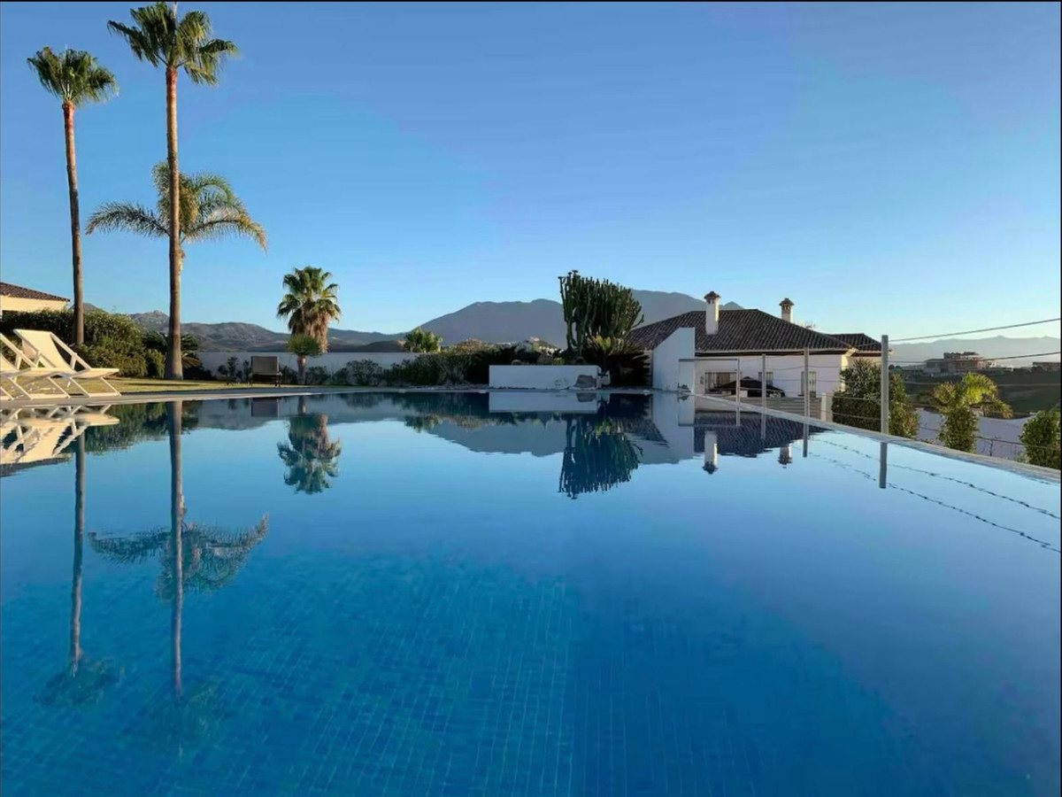6 Bed, 5 Bath, HouseFor Sale, Manilva, Malaga