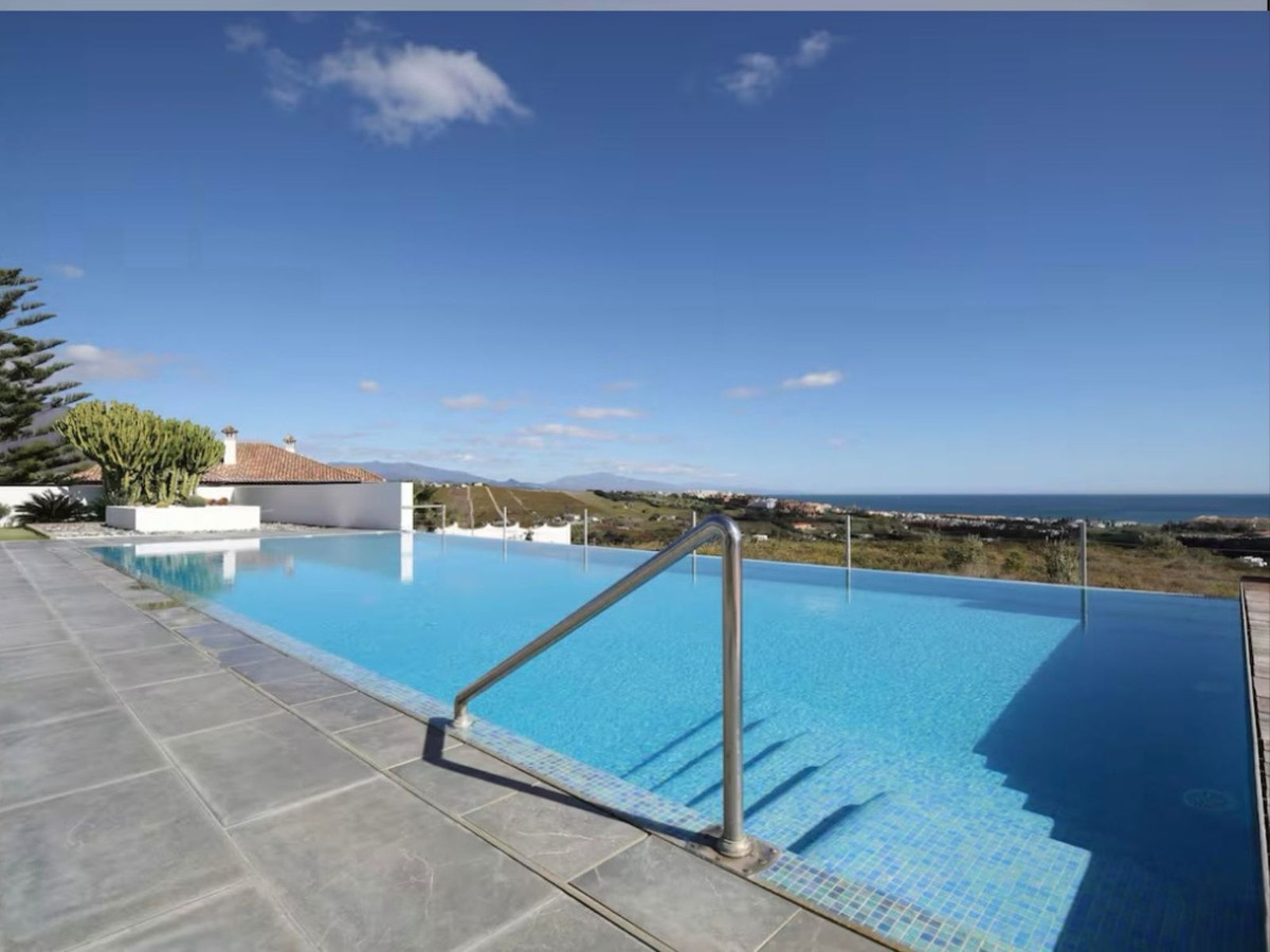 6 Bed, 5 Bath, HouseFor Sale, Manilva, Malaga