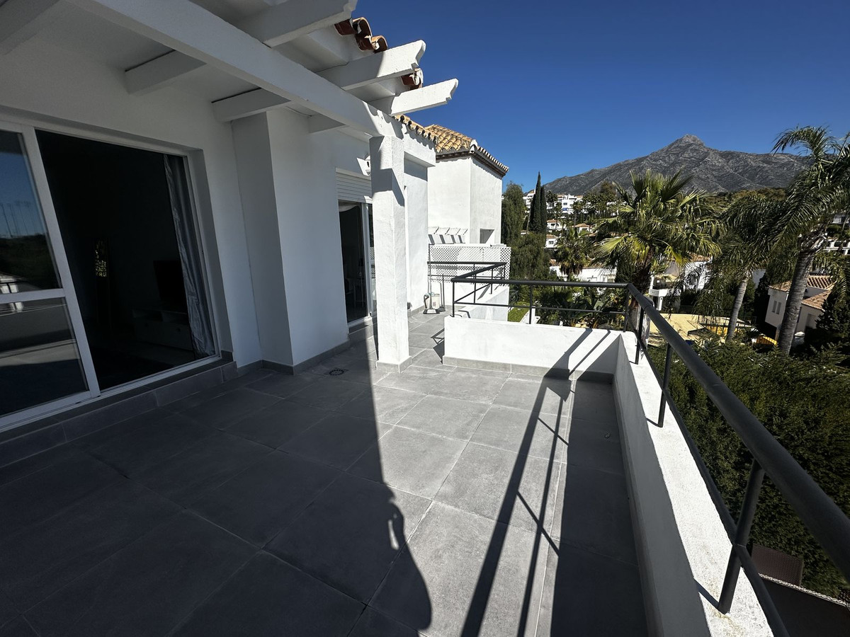 2 Bed, 2 Bath, ApartmentFor Sale, Nueva Andalucia, Malaga