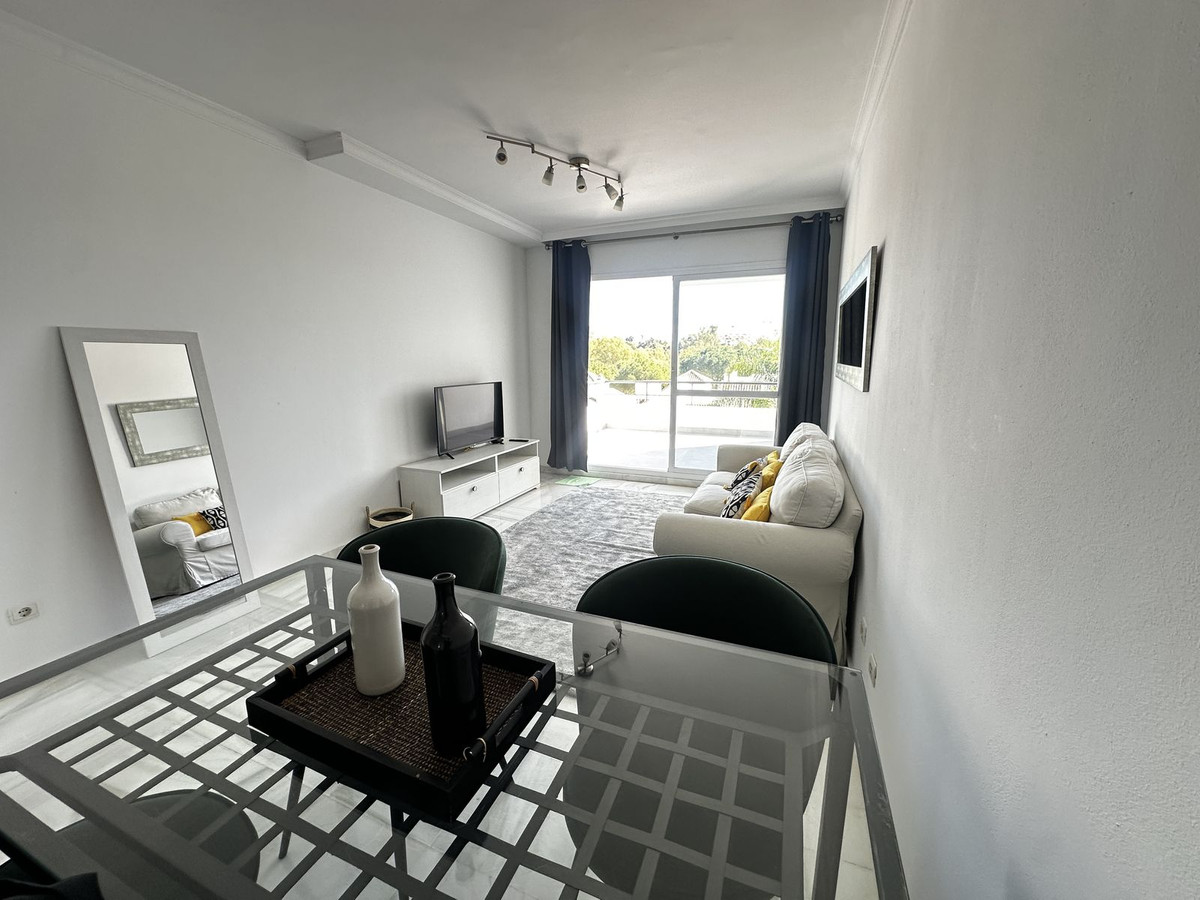 2 Bed, 2 Bath, ApartmentFor Sale, Nueva Andalucia, Malaga