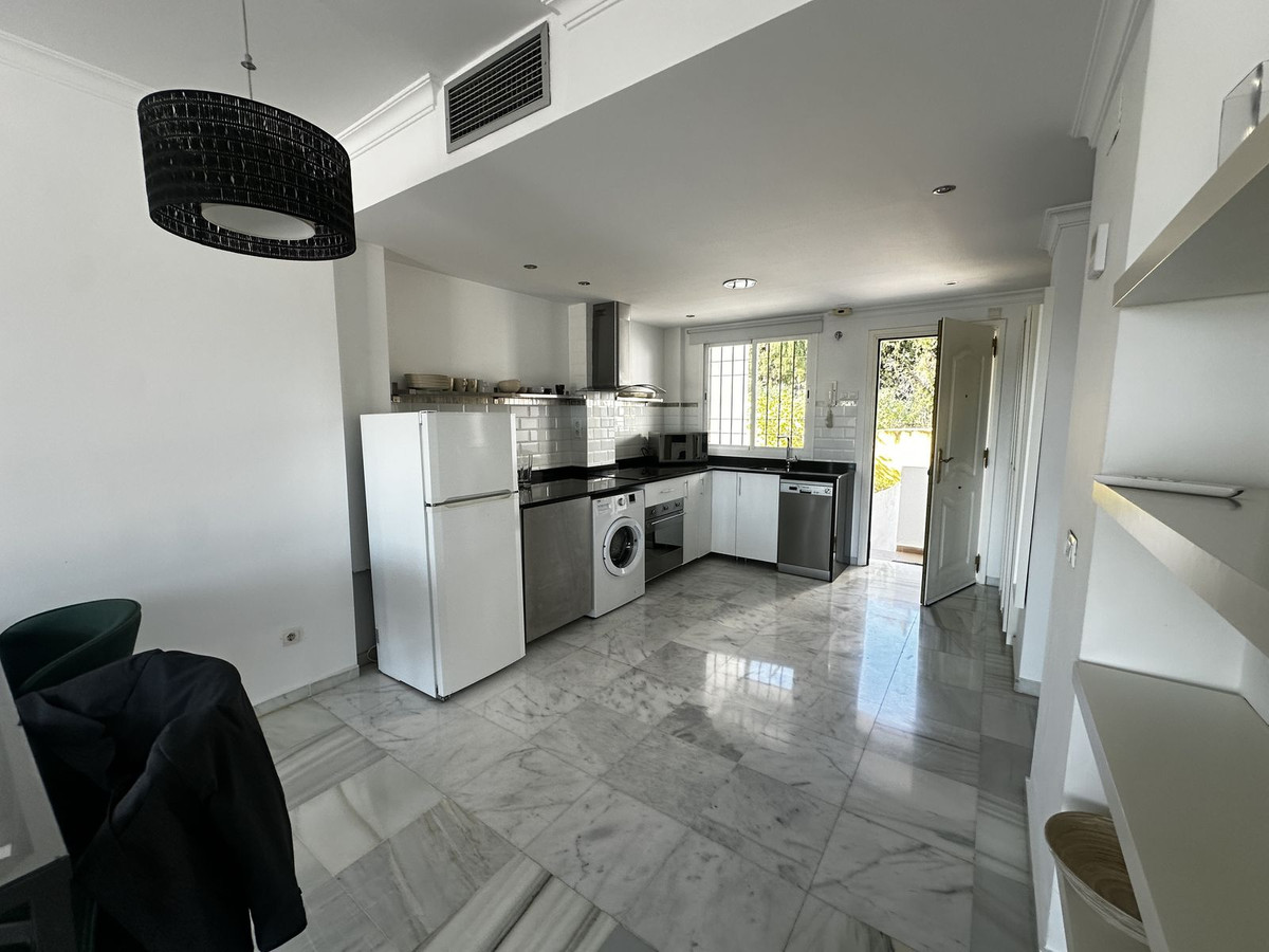 2 Bed, 2 Bath, ApartmentFor Sale, Nueva Andalucia, Malaga