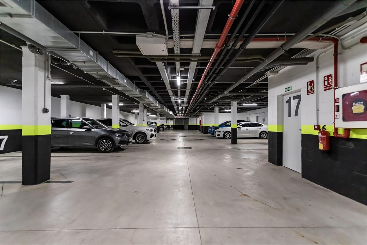 2 Bed, 2 Bath, ApartmentFor Sale, Higueron, Malaga