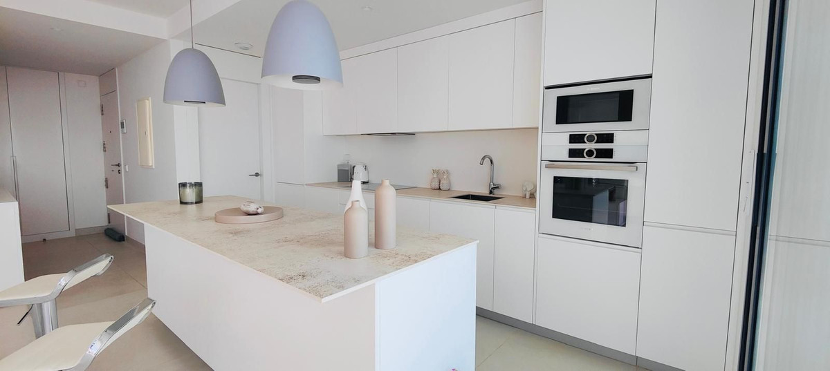 2 Bed, 2 Bath, ApartmentFor Sale, Higueron, Malaga