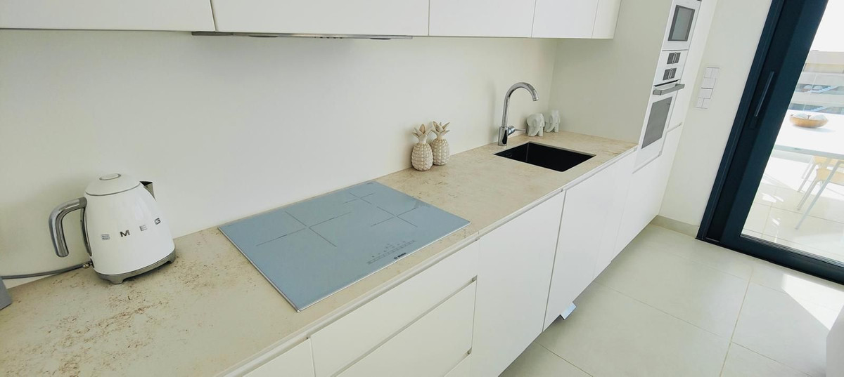 2 Bed, 2 Bath, ApartmentFor Sale, Higueron, Malaga