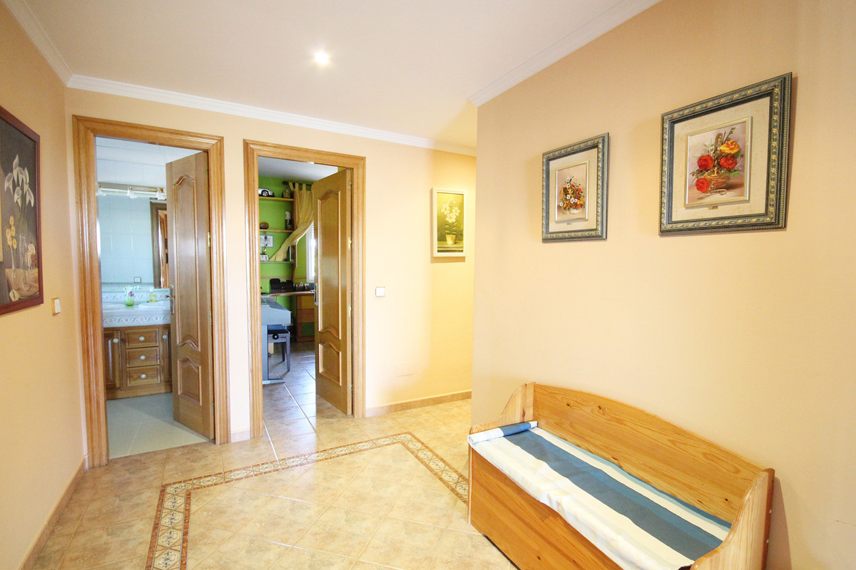 Commercial Property, For Sale