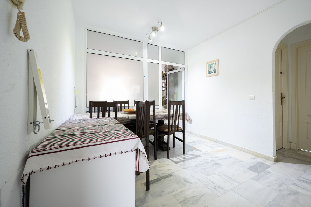 3 Bed, 2 Bath, ApartmentFor Sale, Riviera Del Sol, Malaga