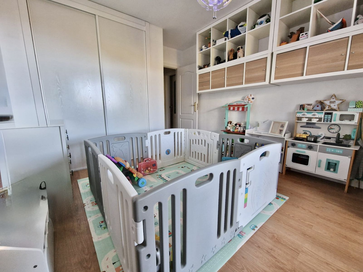 3 Bed, 2 Bath, ApartmentFor Sale, Riviera Del Sol, Malaga