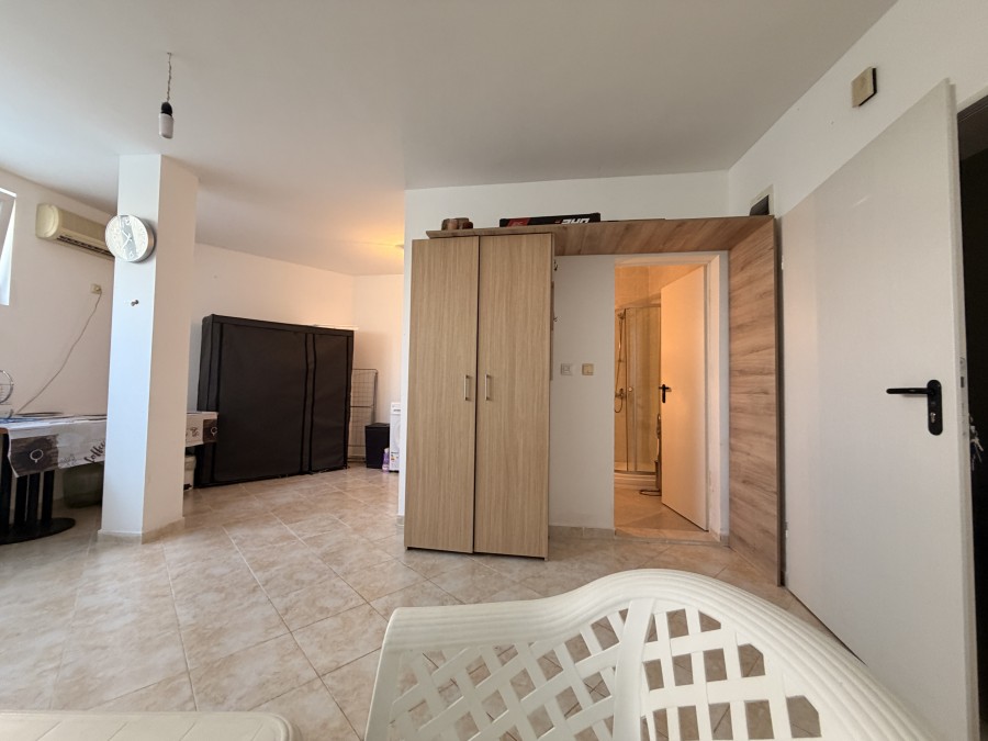 1 Bath, ApartmentFor Sale, KosharItsa