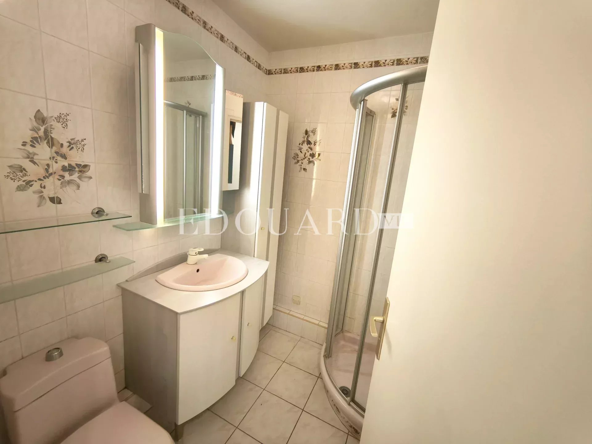 1 Bath, ApartmentFor Sale, Menton, Alpes-Maritimes