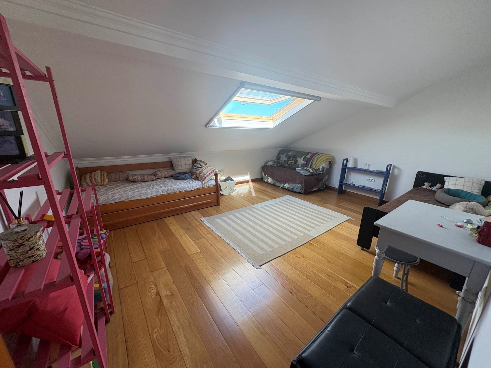 4 Bed, 2 Bath, HouseFor Sale, Alcobaça, Leiria