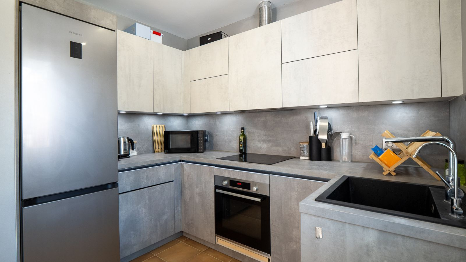 2 Bed, 2 Bath, HouseFor Sale, Marbella, Malaga