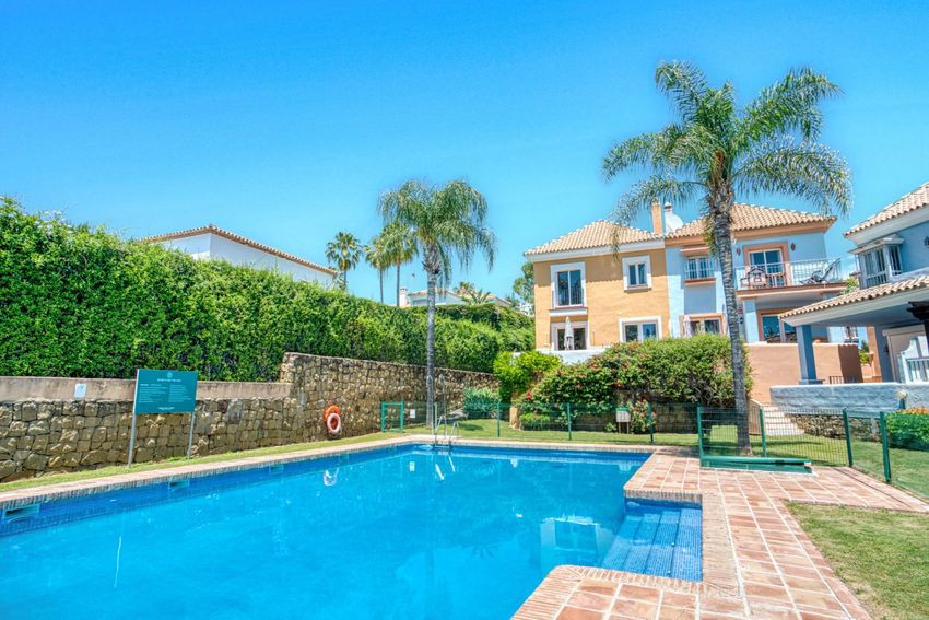 2 Bed, 2 Bath, HouseFor Sale, Marbella, Malaga