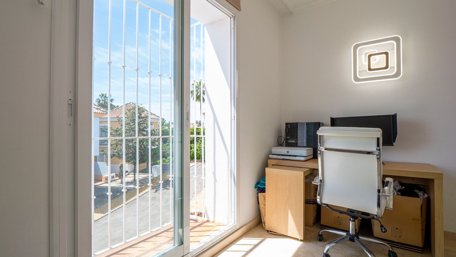 2 Bed, 2 Bath, HouseFor Sale, Marbella, Malaga