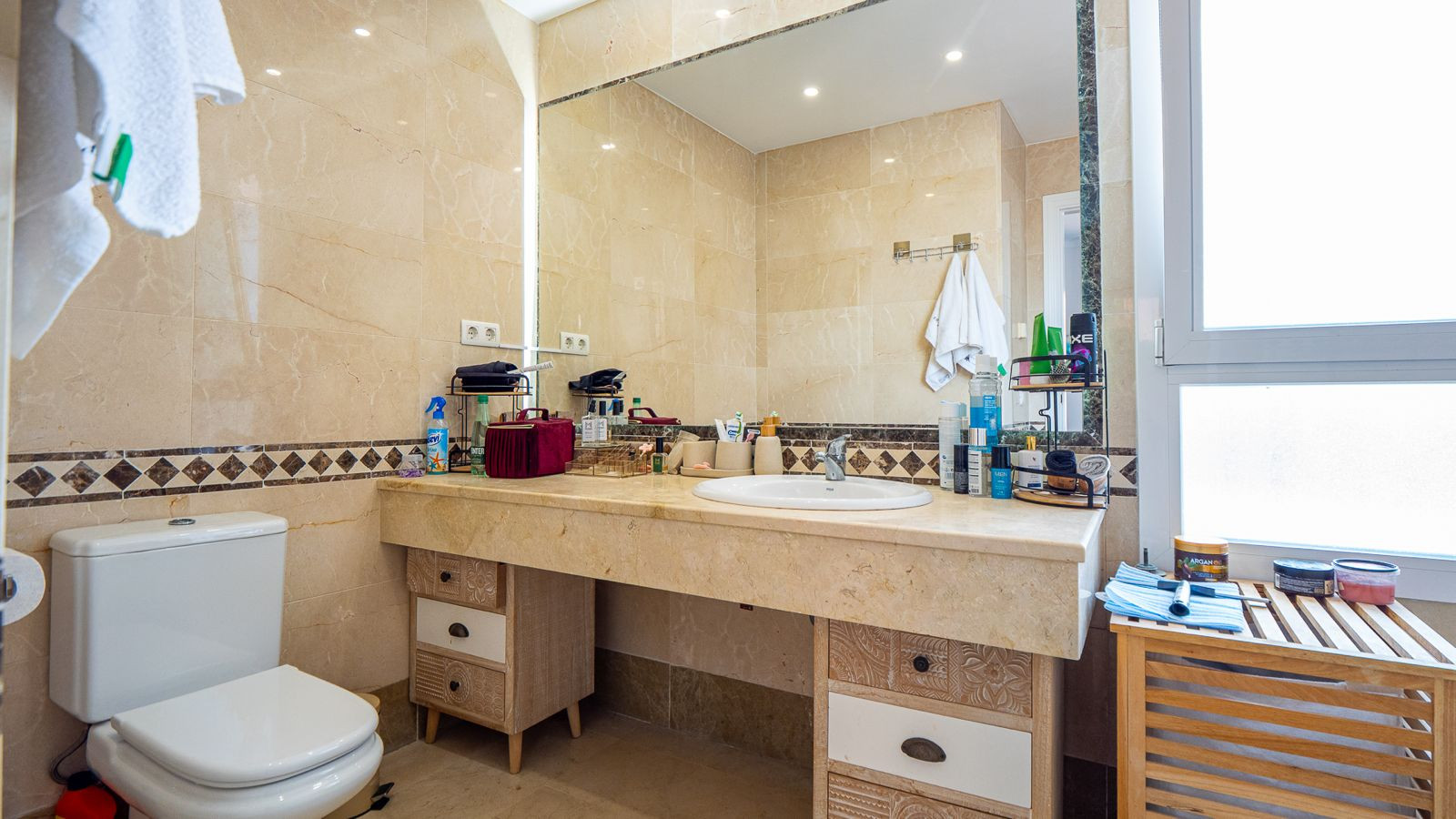 2 Bed, 2 Bath, HouseFor Sale, Marbella, Malaga