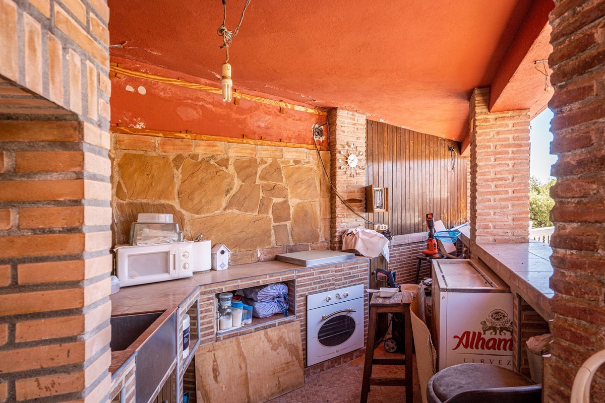 3 Bed, 3 Bath, HouseFor Sale, Estepona, Malaga