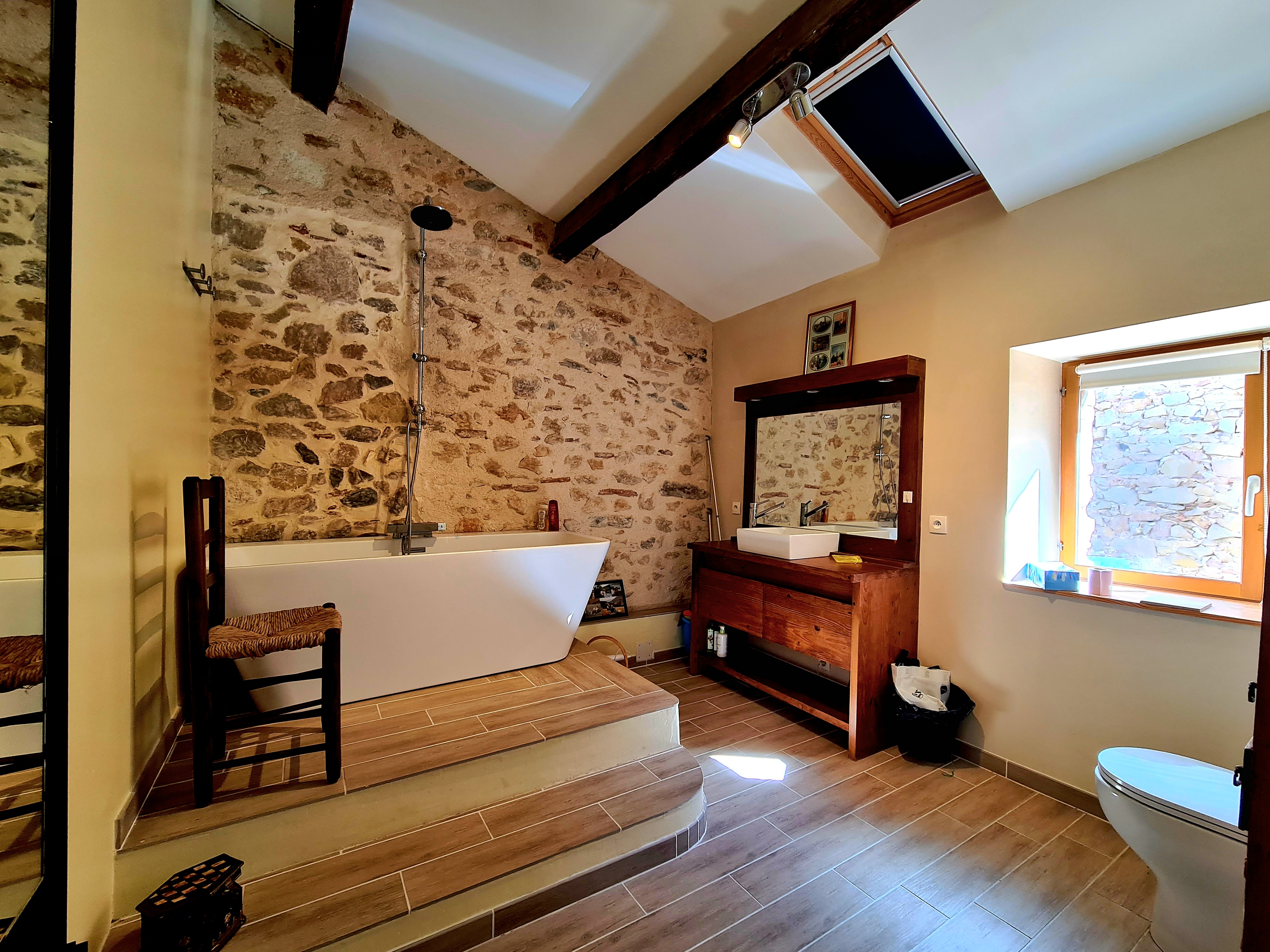 4 Bed, 2 Bath, HouseFor Sale, Cessenon Sur Orb, Herault, Languedoc-Roussillon, 34460