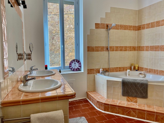 4 Bed, 2 Bath, HouseFor Sale, Cessenon Sur Orb, Herault, Languedoc-Roussillon, 34460