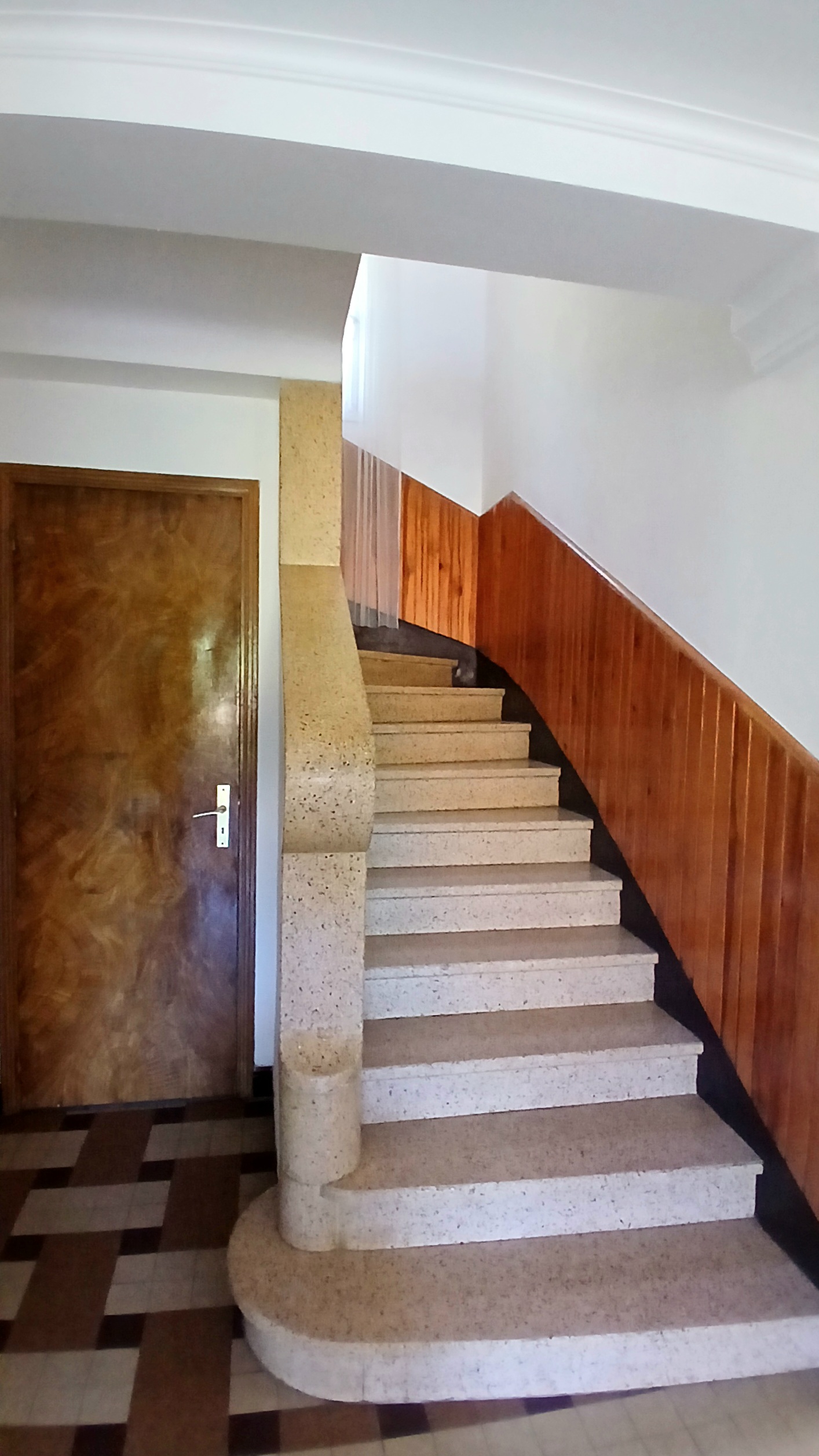 4 Bed, 1 Bath, HouseFor Sale, Limoux, Aude, Languedoc-Roussillon, 11300