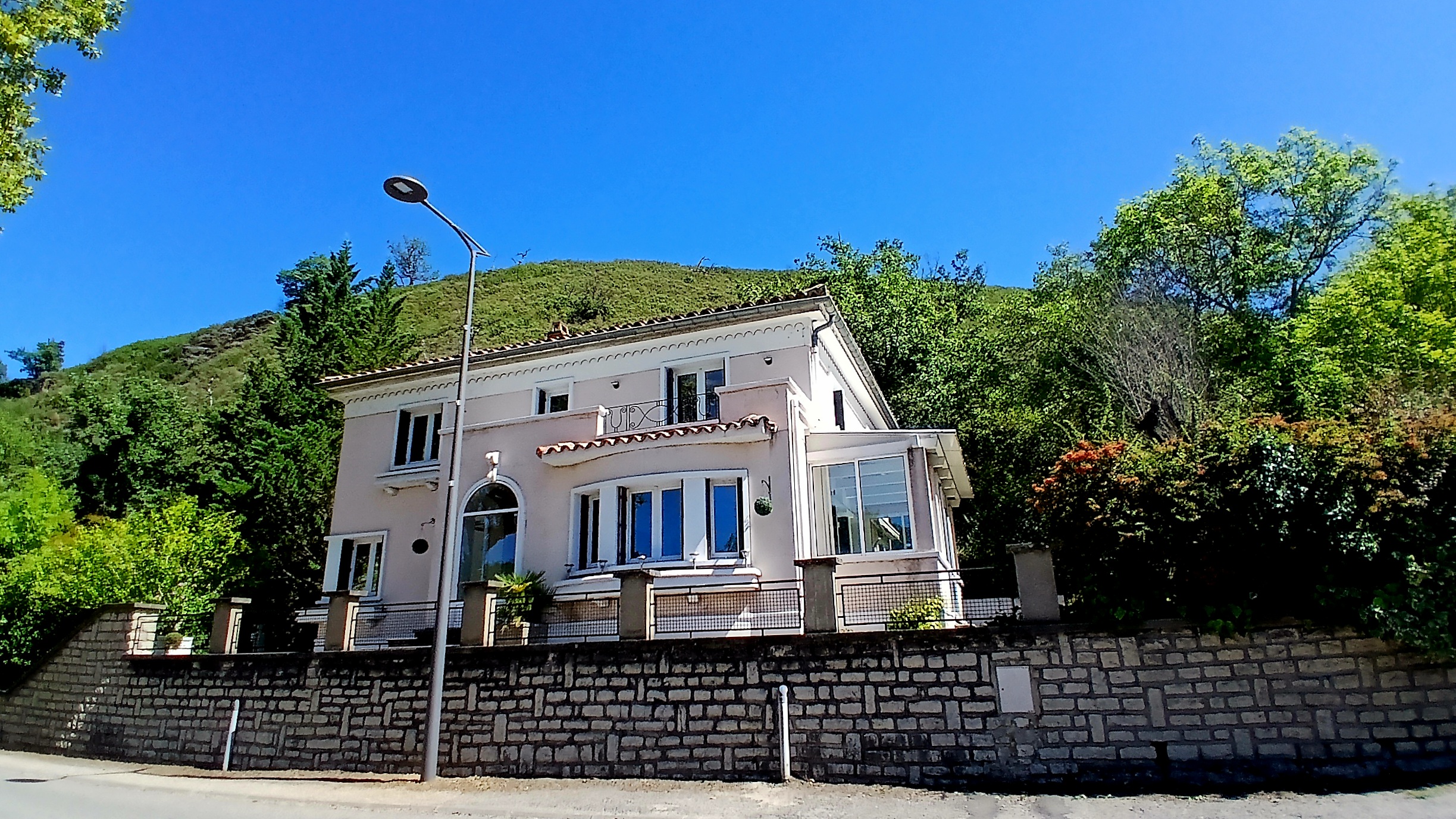 4 Bed, 1 Bath, HouseFor Sale, Limoux, Aude, Languedoc-Roussillon, 11300