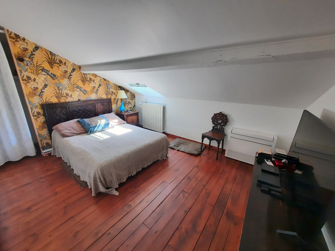 3 Bed, 2 Bath, HouseFor Sale, Herepian, Herault, Languedoc-Roussillon, 34600